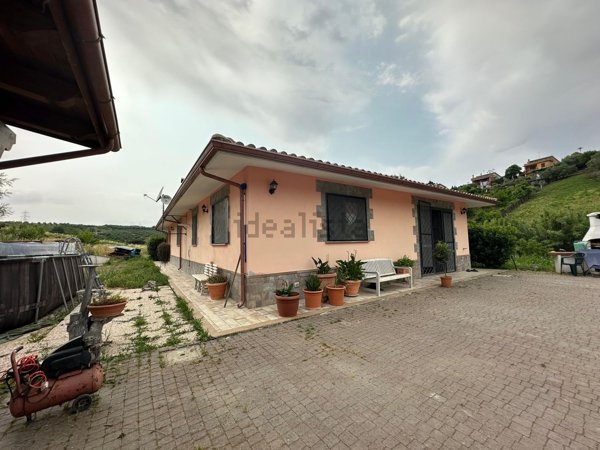 appartamento in affitto a Palombara Sabina