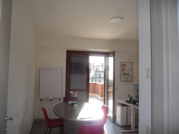 ufficio in affitto a Palombara Sabina