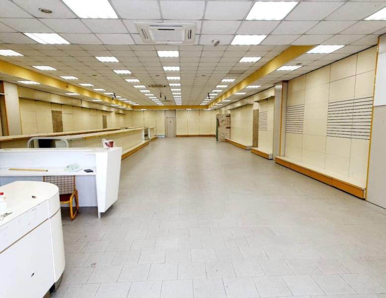 negozio in affitto a Pomezia