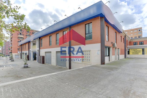 ufficio in affitto a Pomezia