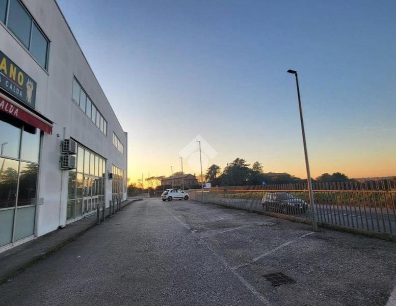 ufficio in affitto a Pomezia