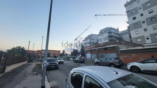 locale di sgombero in affitto a Pomezia