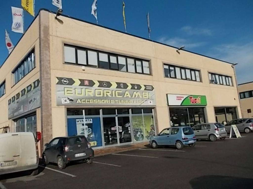 ufficio in affitto a Pomezia