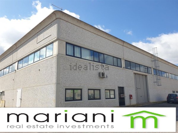 capannone in affitto a Pomezia