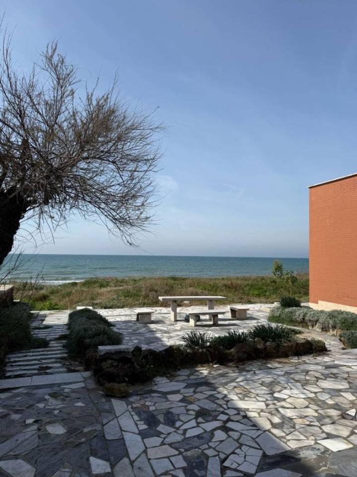 casa indipendente in affitto a Pomezia in zona Torvaianica