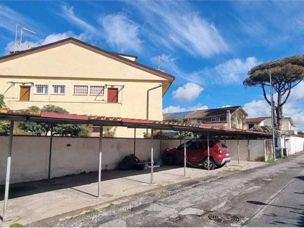 appartamento in affitto a Pomezia in zona Torvaianica