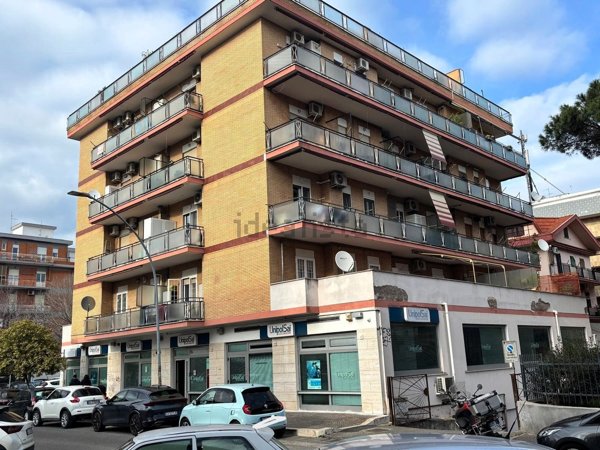 appartamento in affitto a Pomezia