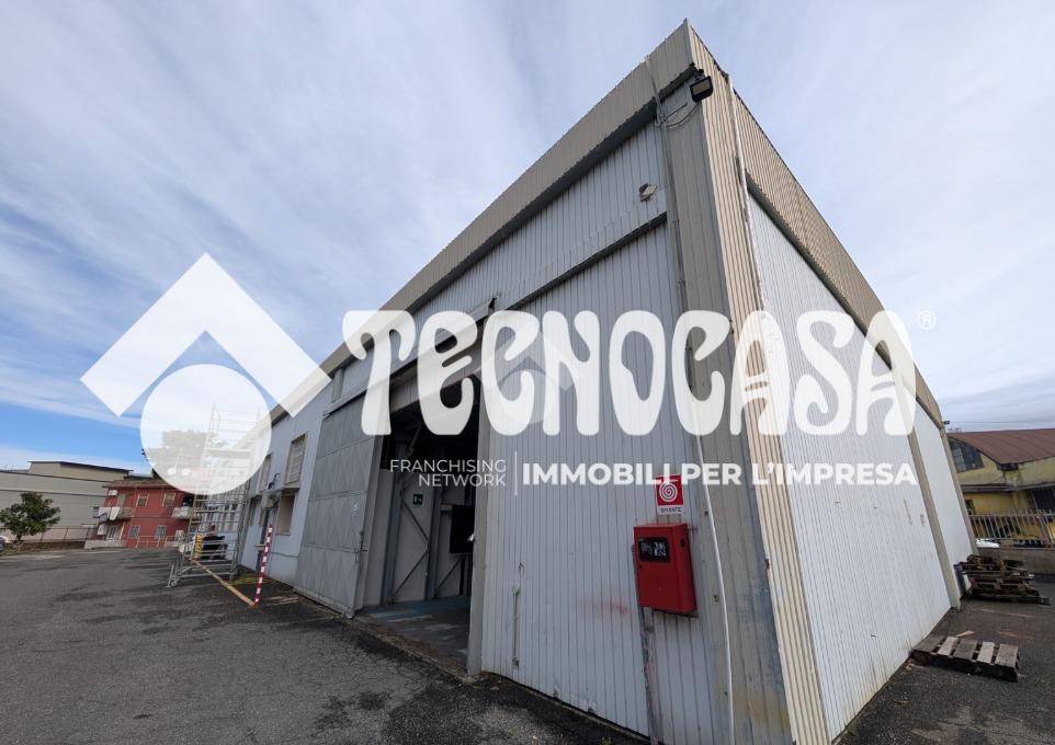 locale commerciale in affitto a Pomezia