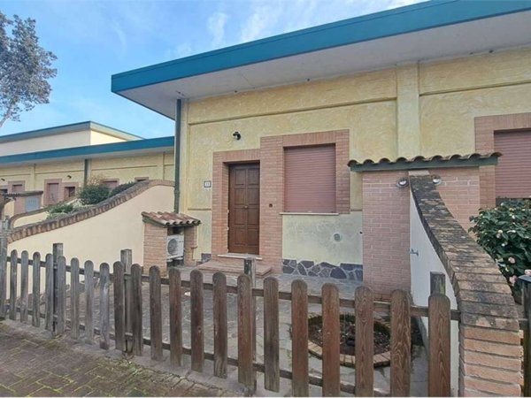 appartamento in affitto a Pomezia