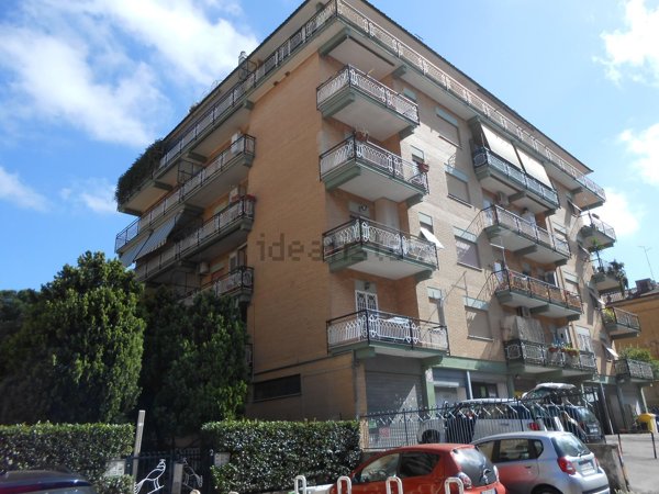 appartamento in affitto a Pomezia