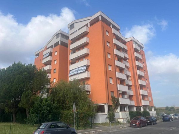 appartamento in affitto a Pomezia in zona Santa Palomba