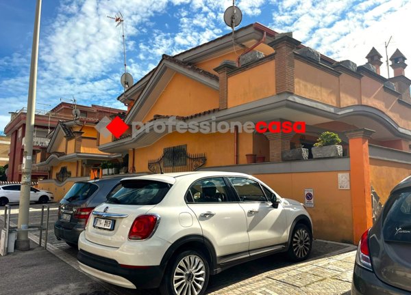 casa indipendente in affitto a Pomezia in zona Torvaianica