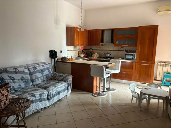 appartamento in affitto a Pomezia in zona Torvaianica