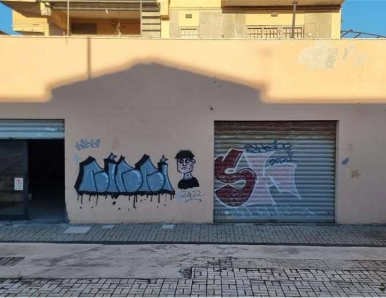 negozio in affitto a Pomezia in zona Campo Ascolano