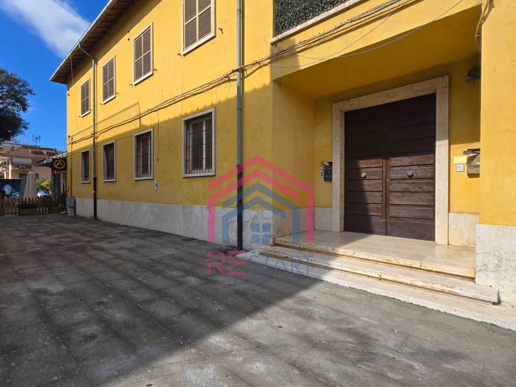 ufficio in affitto a Pomezia