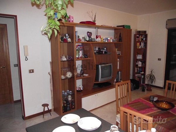 appartamento in affitto a Pomezia