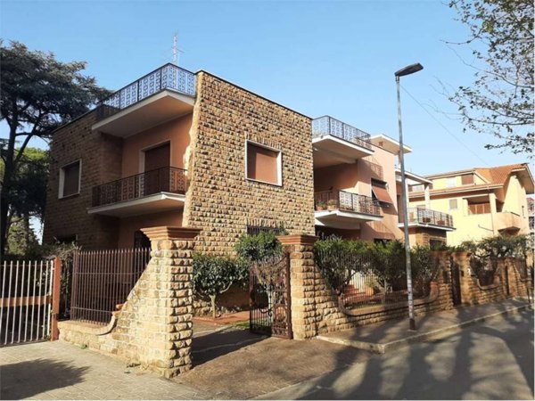 ufficio in affitto a Pomezia