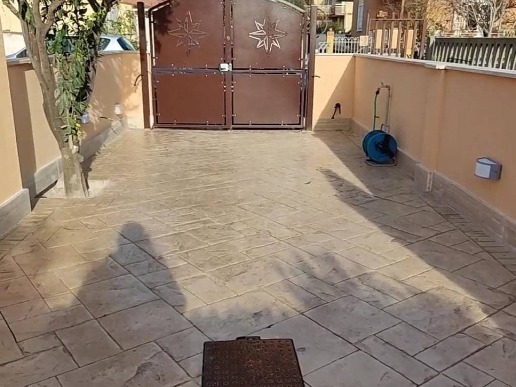 casa indipendente in affitto a Pomezia in zona Campo Selva
