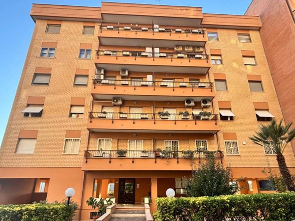 appartamento in affitto a Pomezia