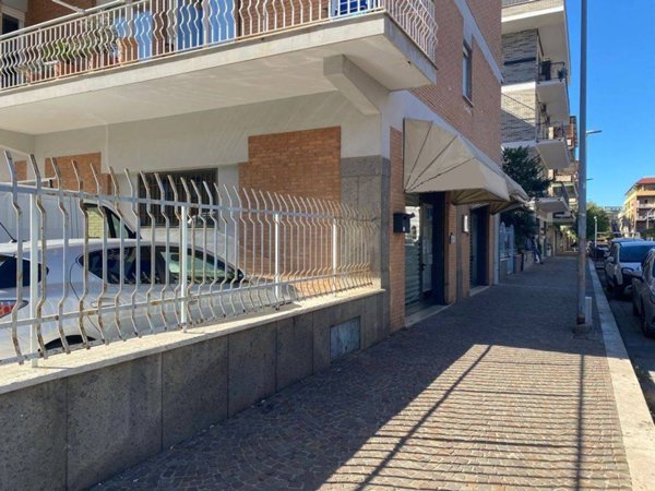 ufficio in affitto a Pomezia