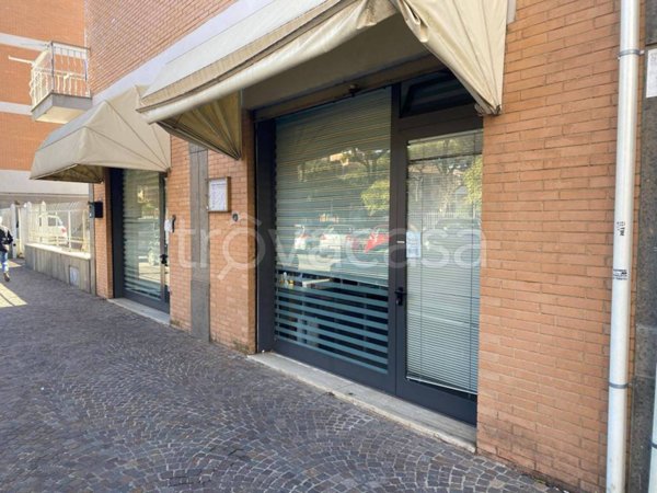 ufficio in affitto a Pomezia