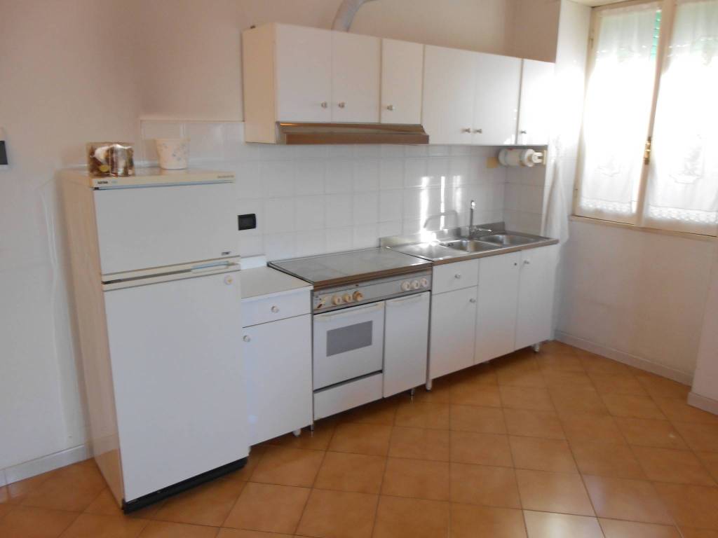 appartamento in affitto a Pomezia