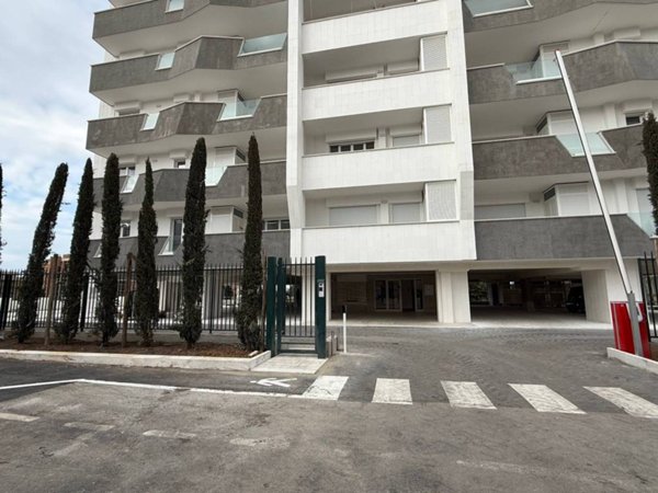 appartamento in affitto a Pomezia in zona Pratica di Mare