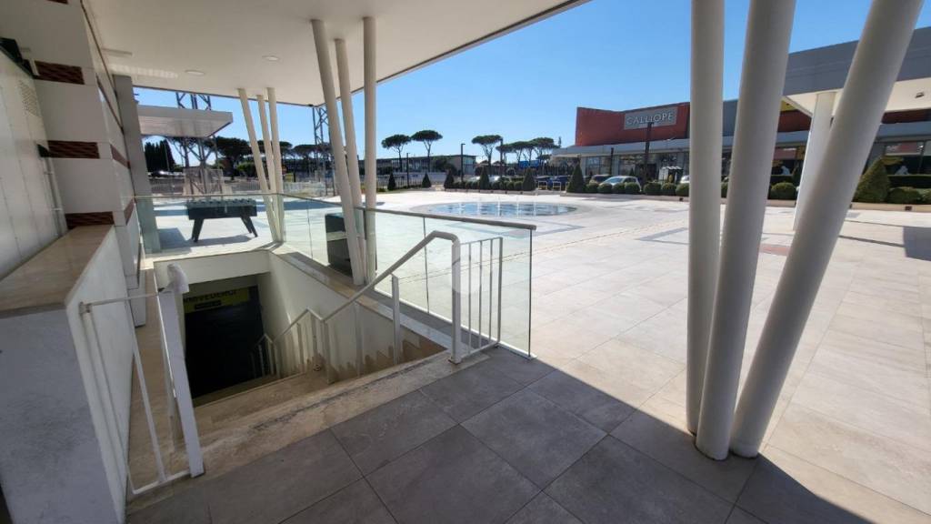 negozio in affitto a Pomezia