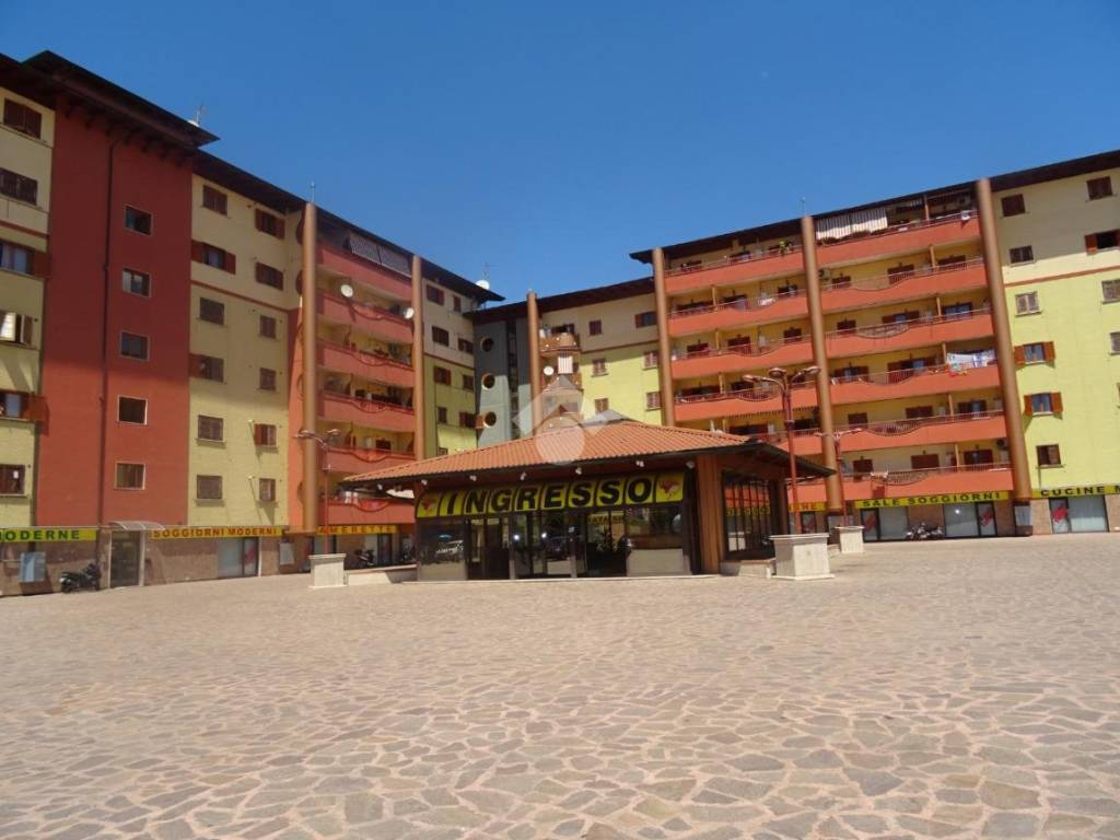 appartamento in affitto a Pomezia