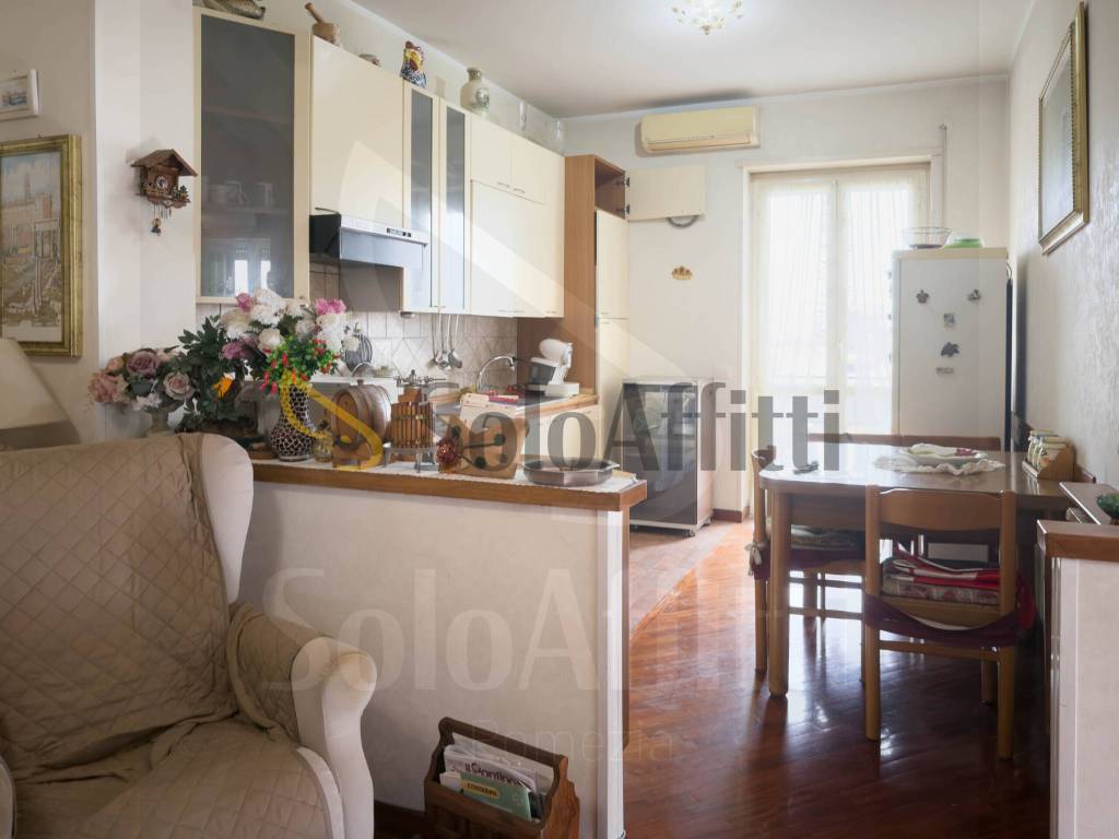 appartamento in affitto a Pomezia