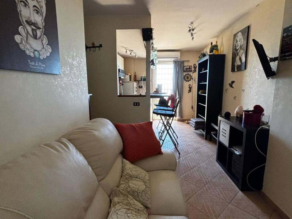 appartamento in affitto a Pomezia in zona Torvaianica