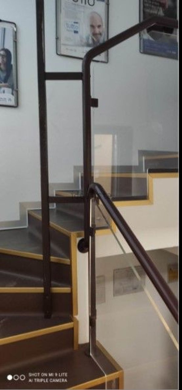 locale commerciale in affitto a Pomezia