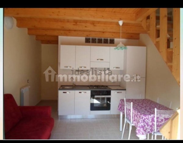 appartamento in affitto a Pomezia