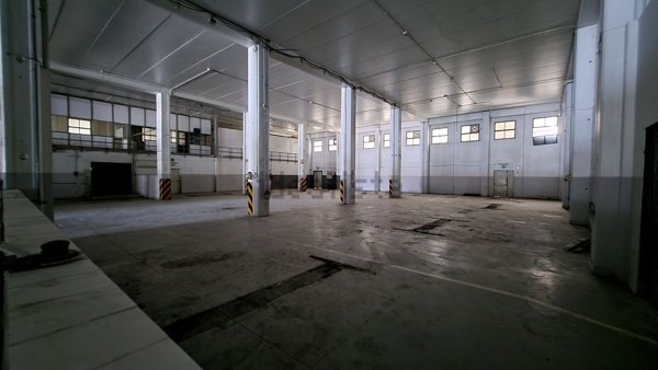 locale di sgombero in affitto a Pomezia