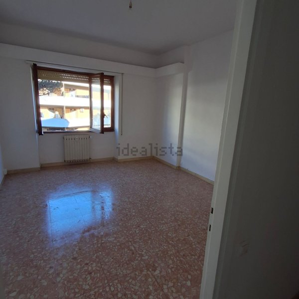 appartamento in affitto a Pomezia in zona Torvaianica