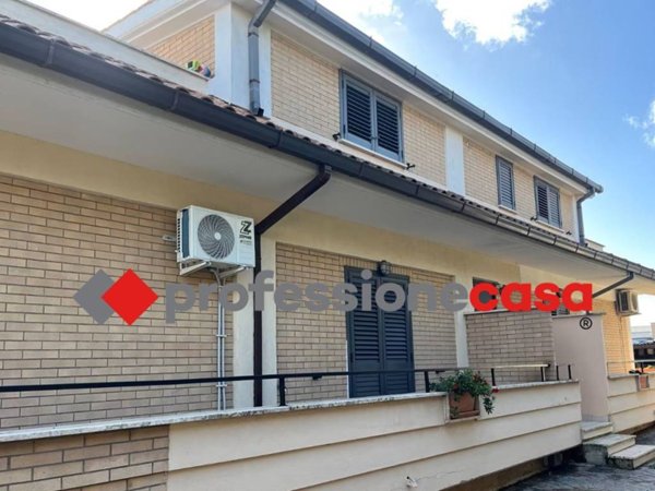 appartamento in affitto a Pomezia