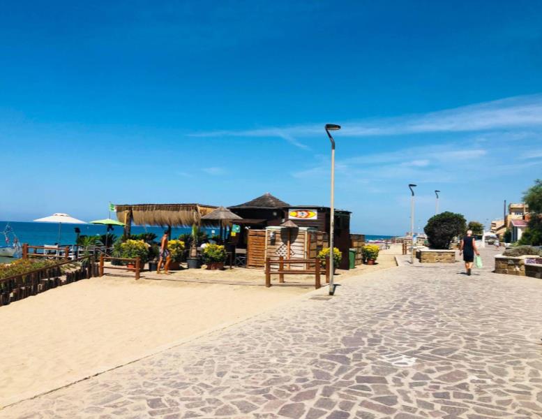 appartamento in affitto a Pomezia in zona Torvaianica