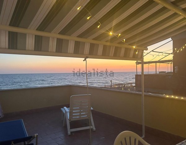 appartamento in affitto a Pomezia in zona Torvaianica