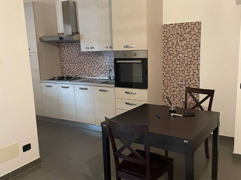 appartamento in affitto a Pomezia