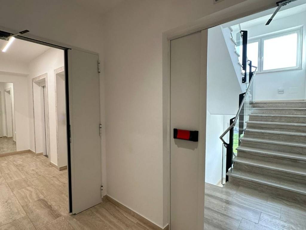 appartamento in affitto a Pomezia in zona Pratica di Mare