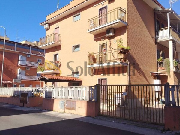 appartamento in affitto a Pomezia