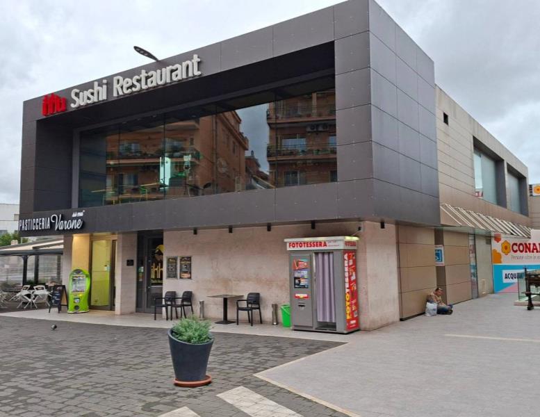 negozio in affitto a Pomezia