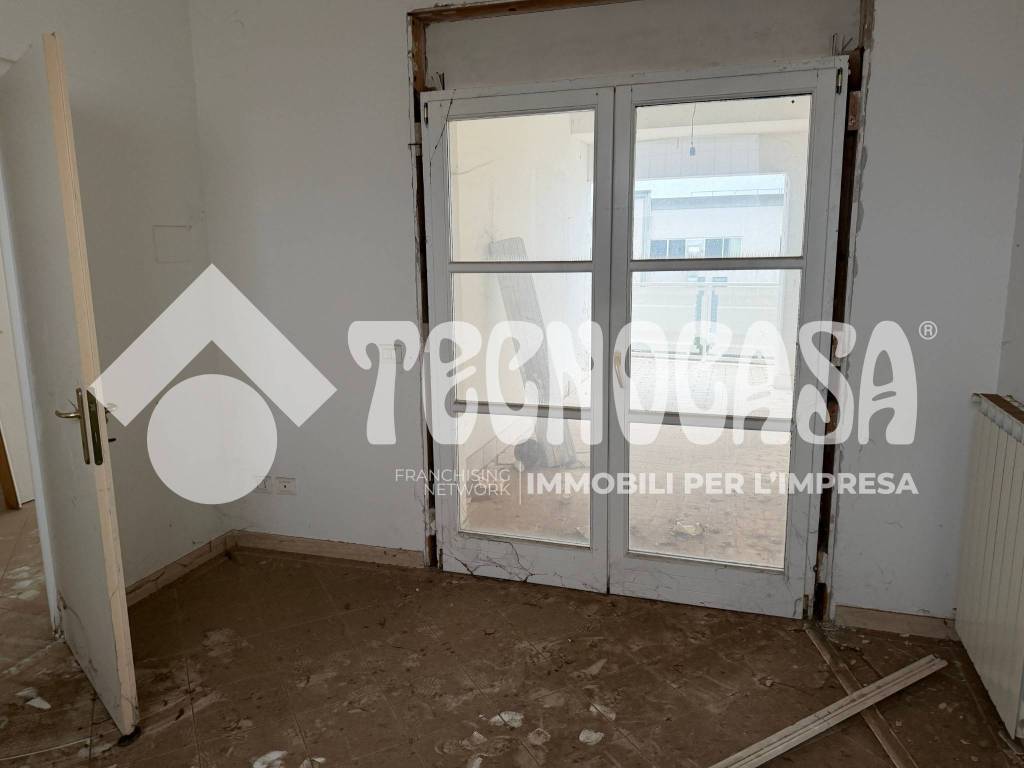 ufficio in affitto a Pomezia