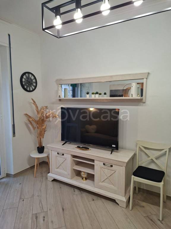 appartamento in affitto a Pomezia in zona Torvaianica