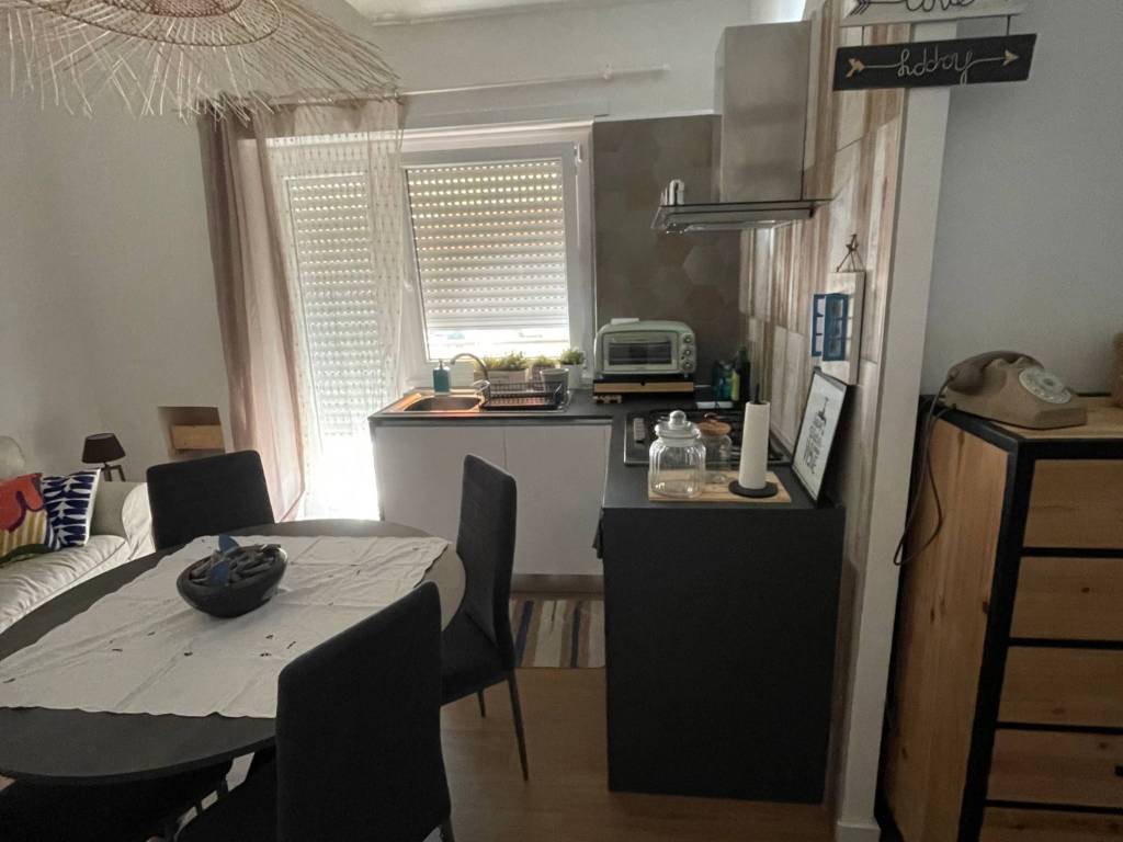 appartamento in affitto a Pomezia in zona Torvaianica