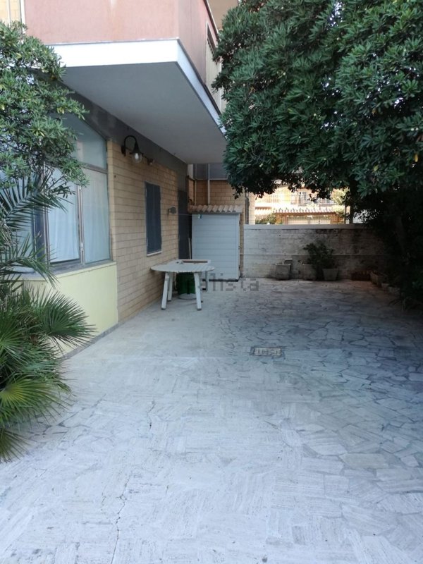 appartamento in affitto a Pomezia