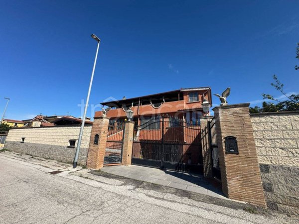 appartamento in affitto a Pomezia in zona Campo Jemini