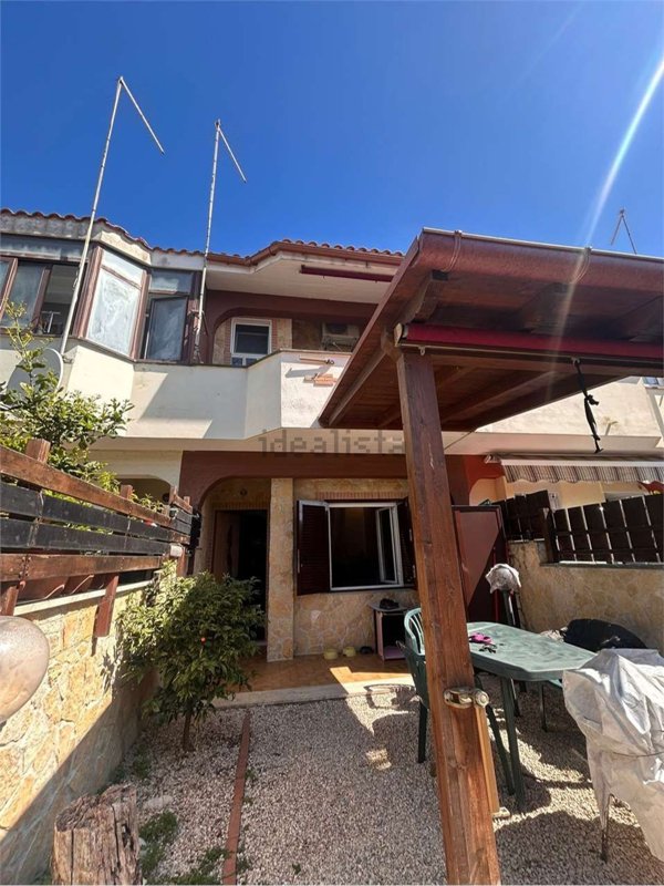 appartamento in affitto a Pomezia in zona Torvaianica