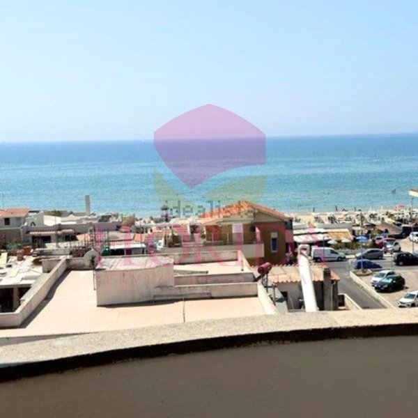 appartamento in affitto a Pomezia in zona Torvaianica