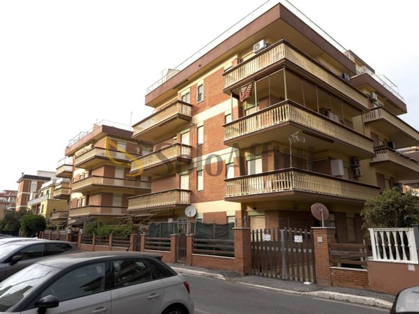 appartamento in affitto a Pomezia in zona Torvaianica